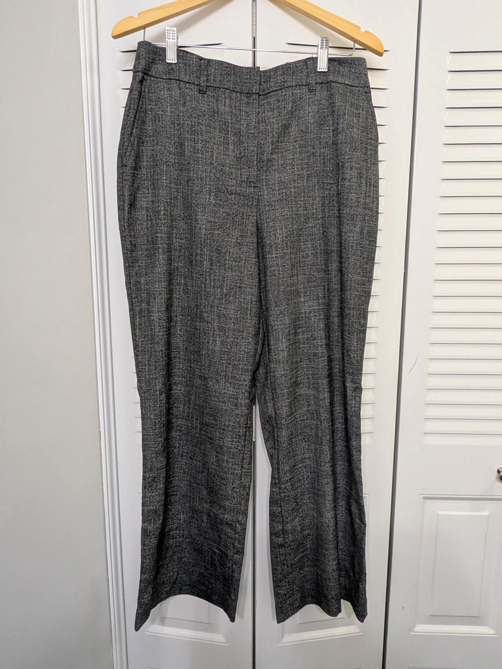 Reitmans Gray Textured Wide-Leg Trousers